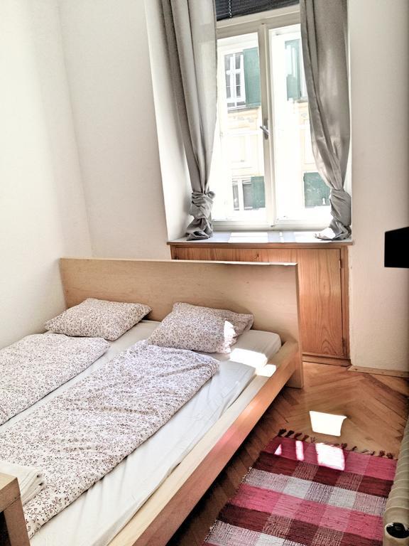 Apartment Jakominiplatz Γκρατς Δωμάτιο φωτογραφία