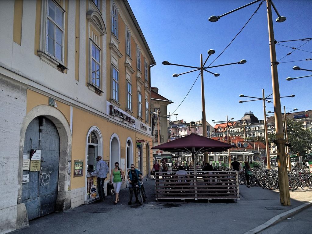 Apartment Jakominiplatz Γκρατς Δωμάτιο φωτογραφία